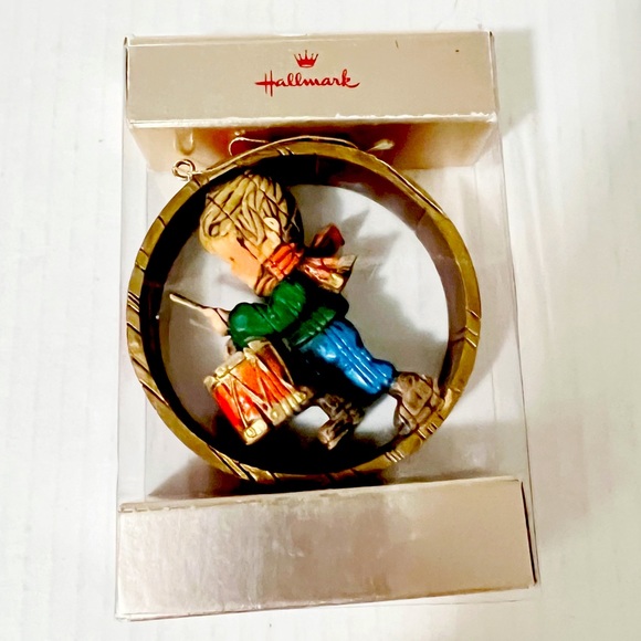 Vintage Hallmark Nostalgia Little Drummer Boy Ornament - Picture 2 of 3